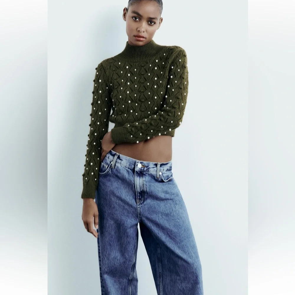 KNIT OPEN BACK PEARLY SWEATER - Picture 5 of 11
